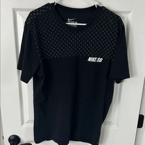 Nike SB Men's Black and Gray Short Sleeve Tee